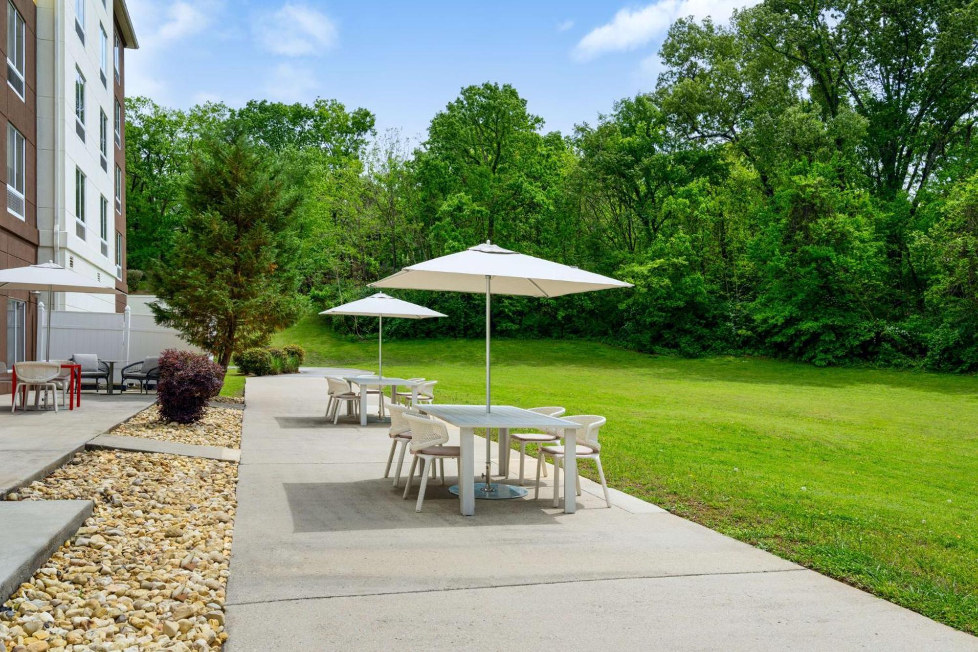 Hilton Garden Inn Huntsville South/Redstone Arsenal Exterior foto